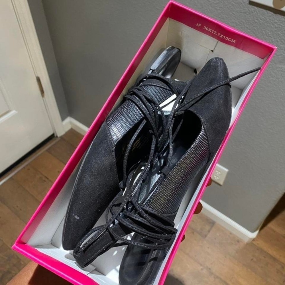 Black lace up flats with pointed toe Size 9